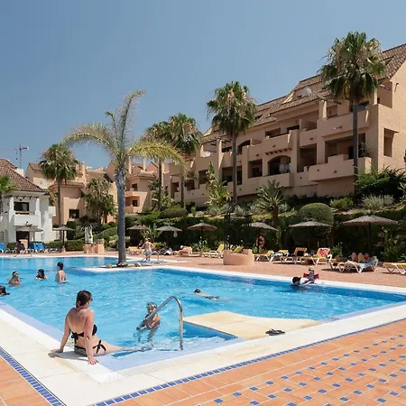 Duquesa Village